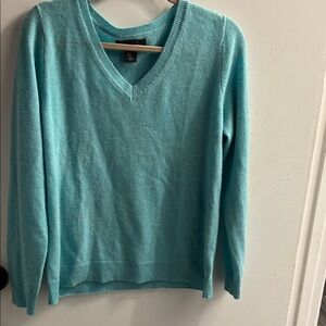 Teal V-Neck 100%  Cashmere Sweater